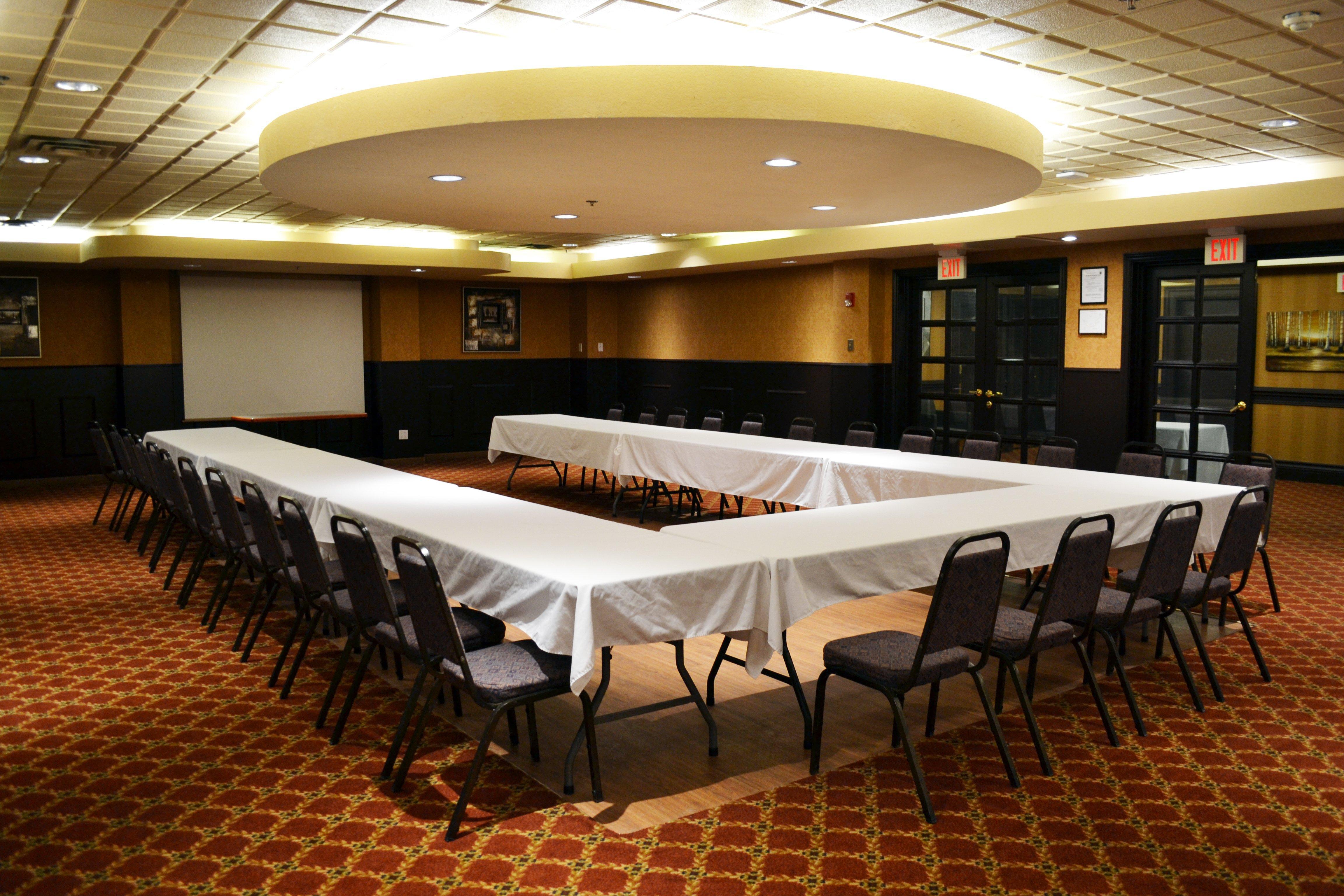 Holiday Inn Hinton By Ihg Ngoại thất bức ảnh