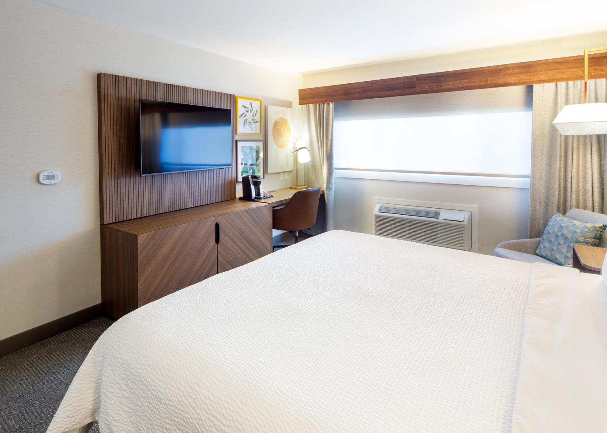 Holiday Inn Hinton By Ihg Ngoại thất bức ảnh