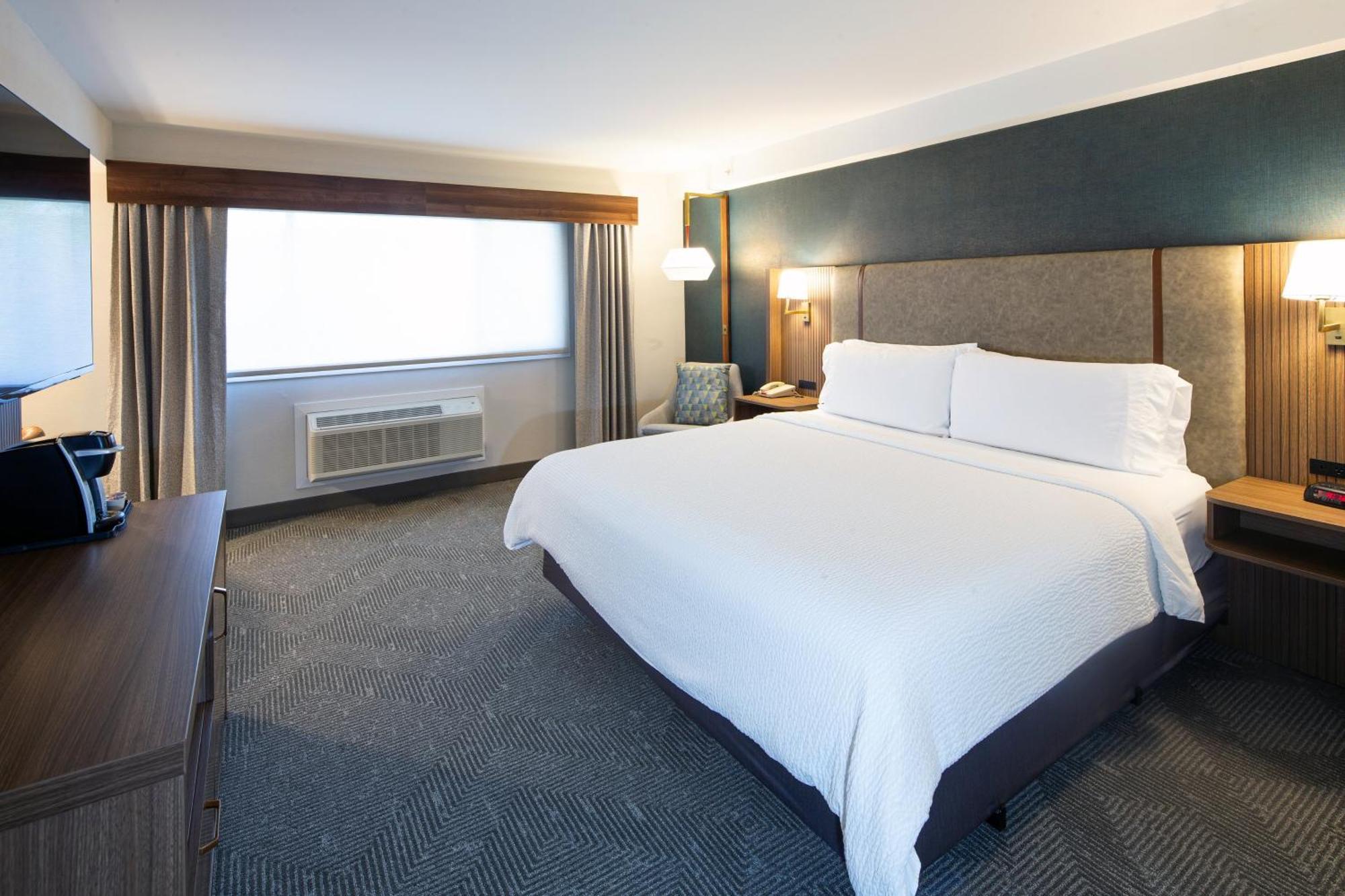Holiday Inn Hinton By Ihg Ngoại thất bức ảnh