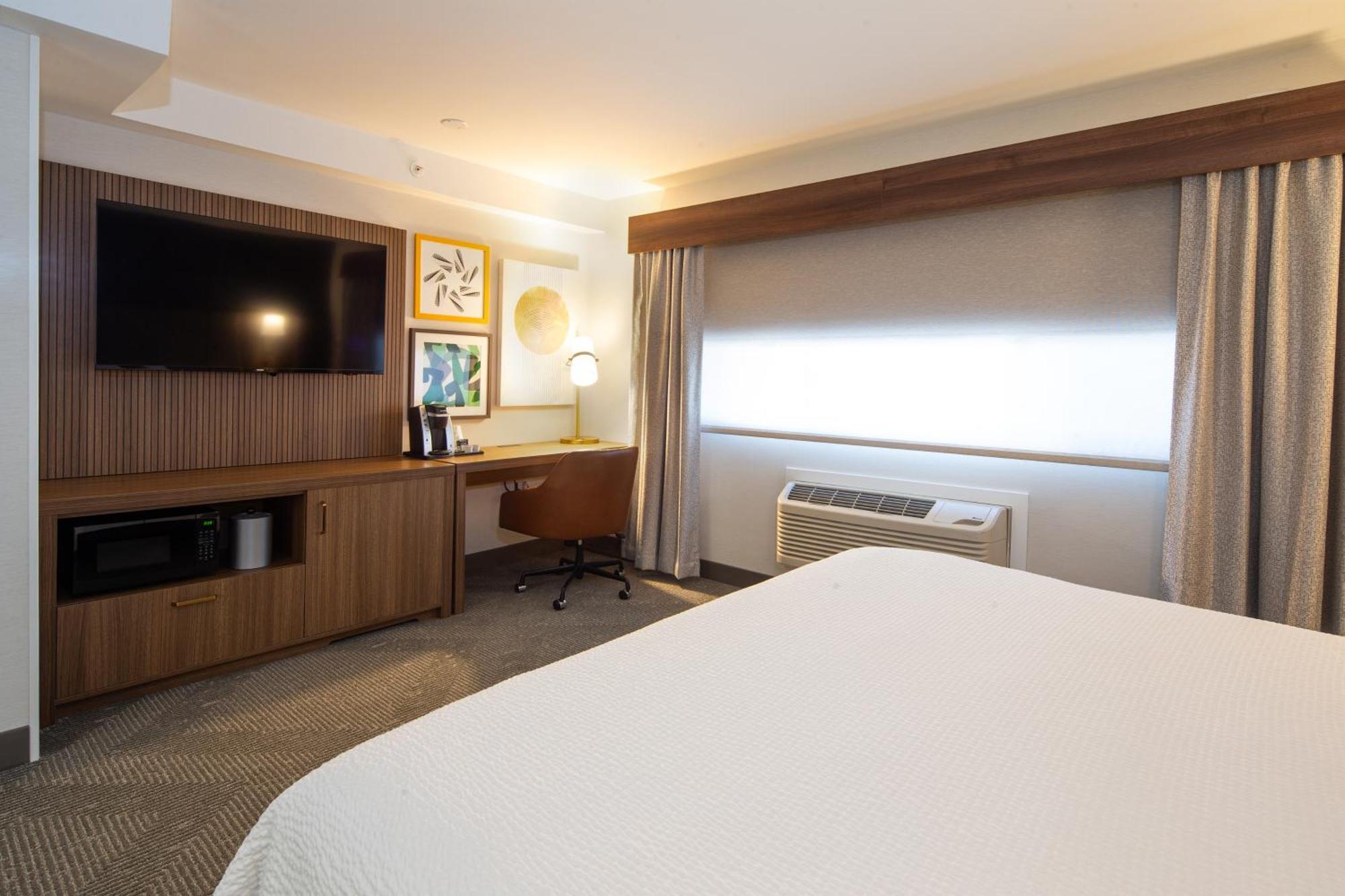 Holiday Inn Hinton By Ihg Ngoại thất bức ảnh