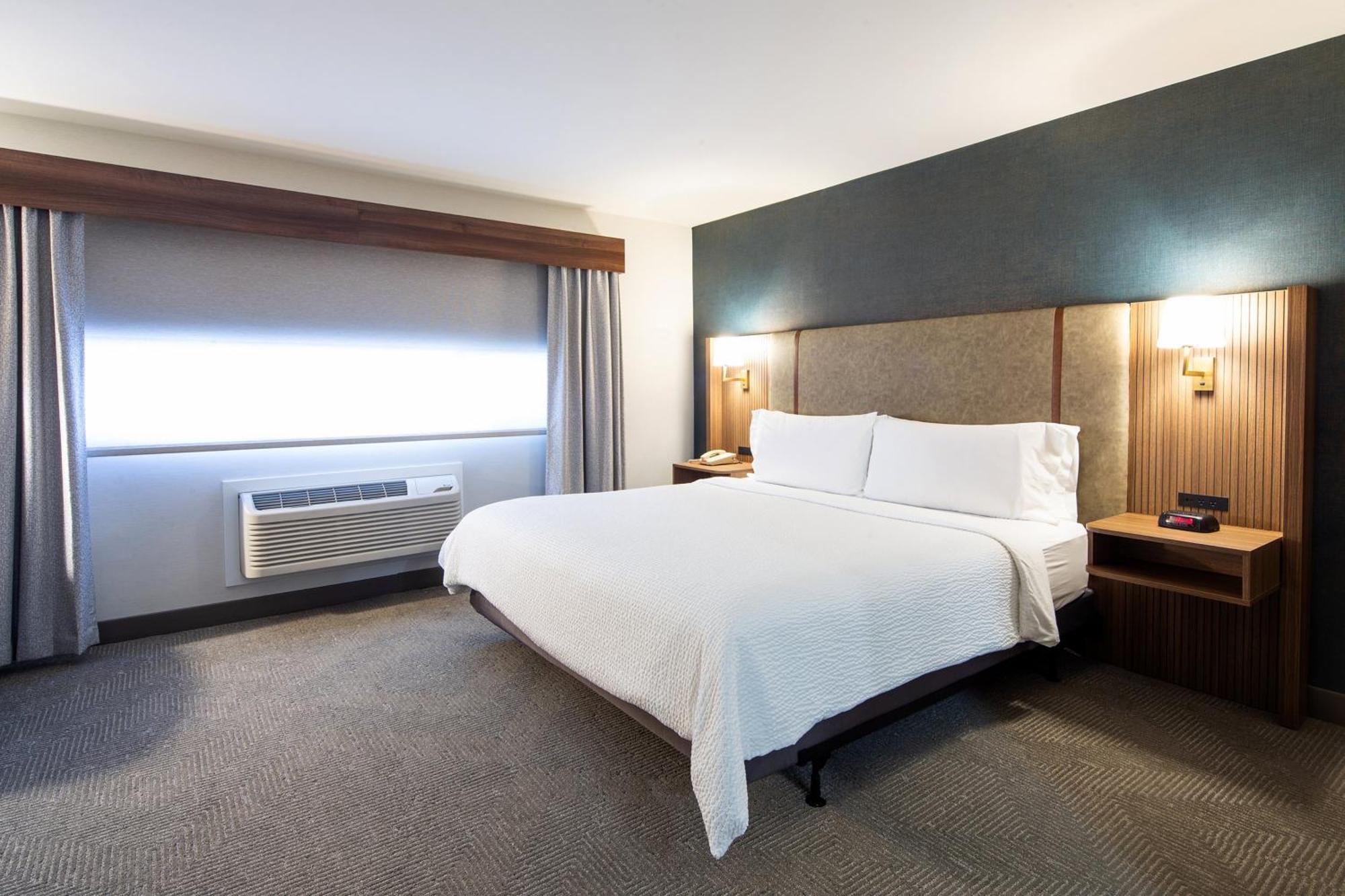 Holiday Inn Hinton By Ihg Ngoại thất bức ảnh