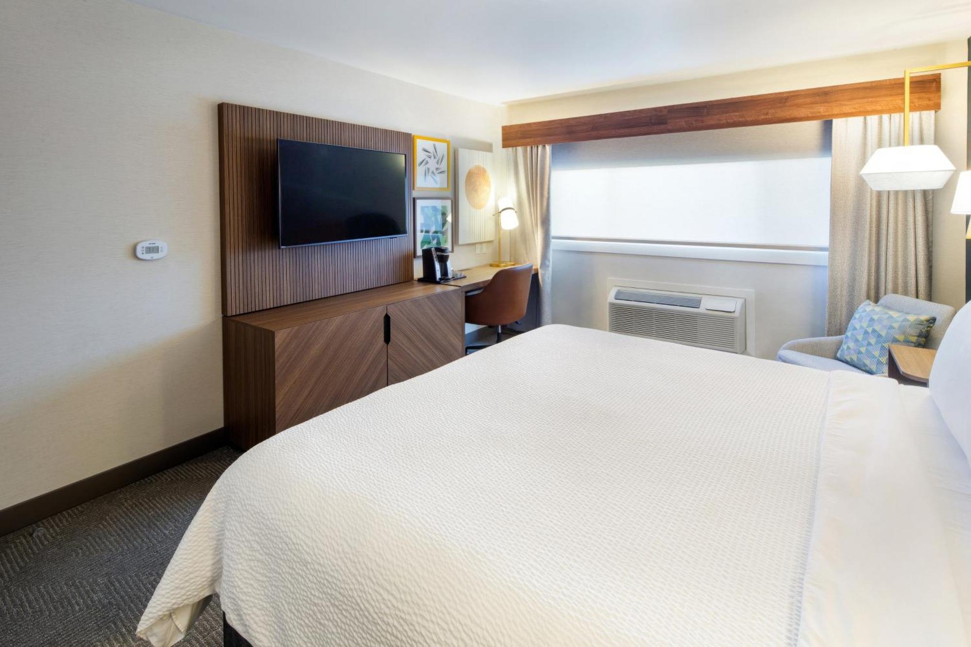 Holiday Inn Hinton By Ihg Ngoại thất bức ảnh
